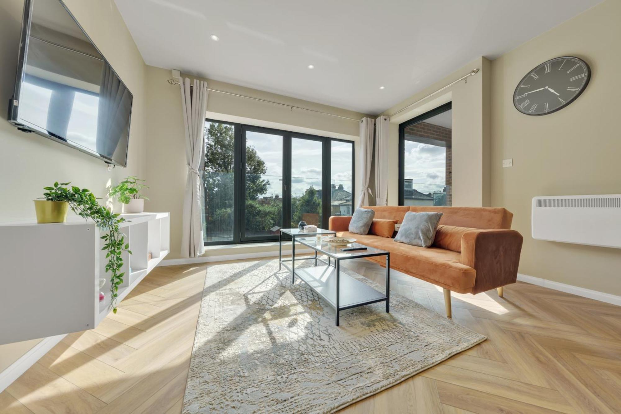 Oyo Fine B&B Hanwell Dış mekan fotoğraf