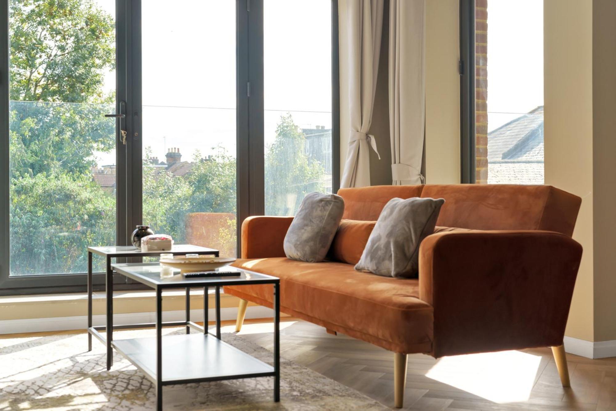 Oyo Fine B&B Hanwell Dış mekan fotoğraf
