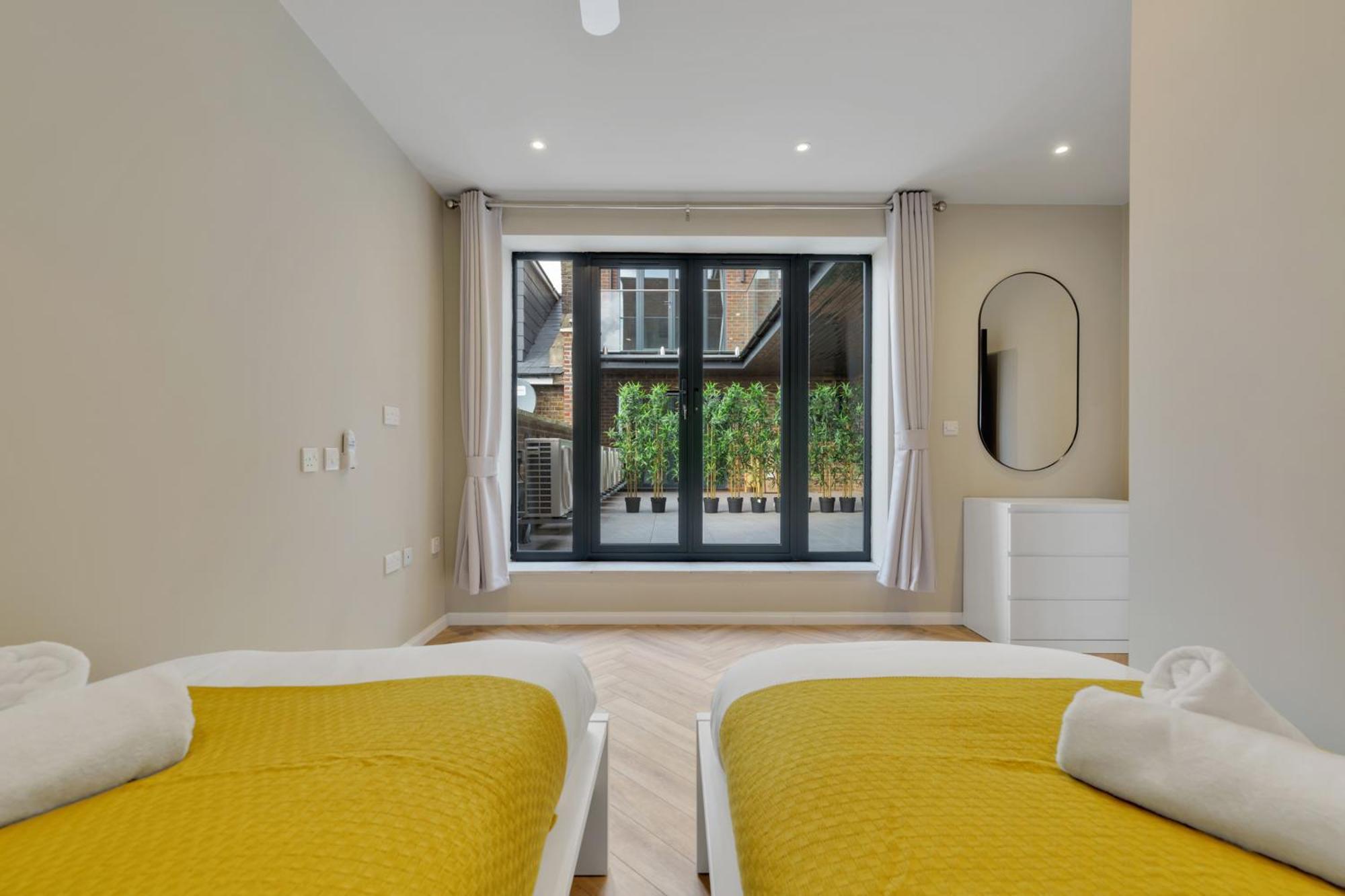 Oyo Fine B&B Hanwell Dış mekan fotoğraf