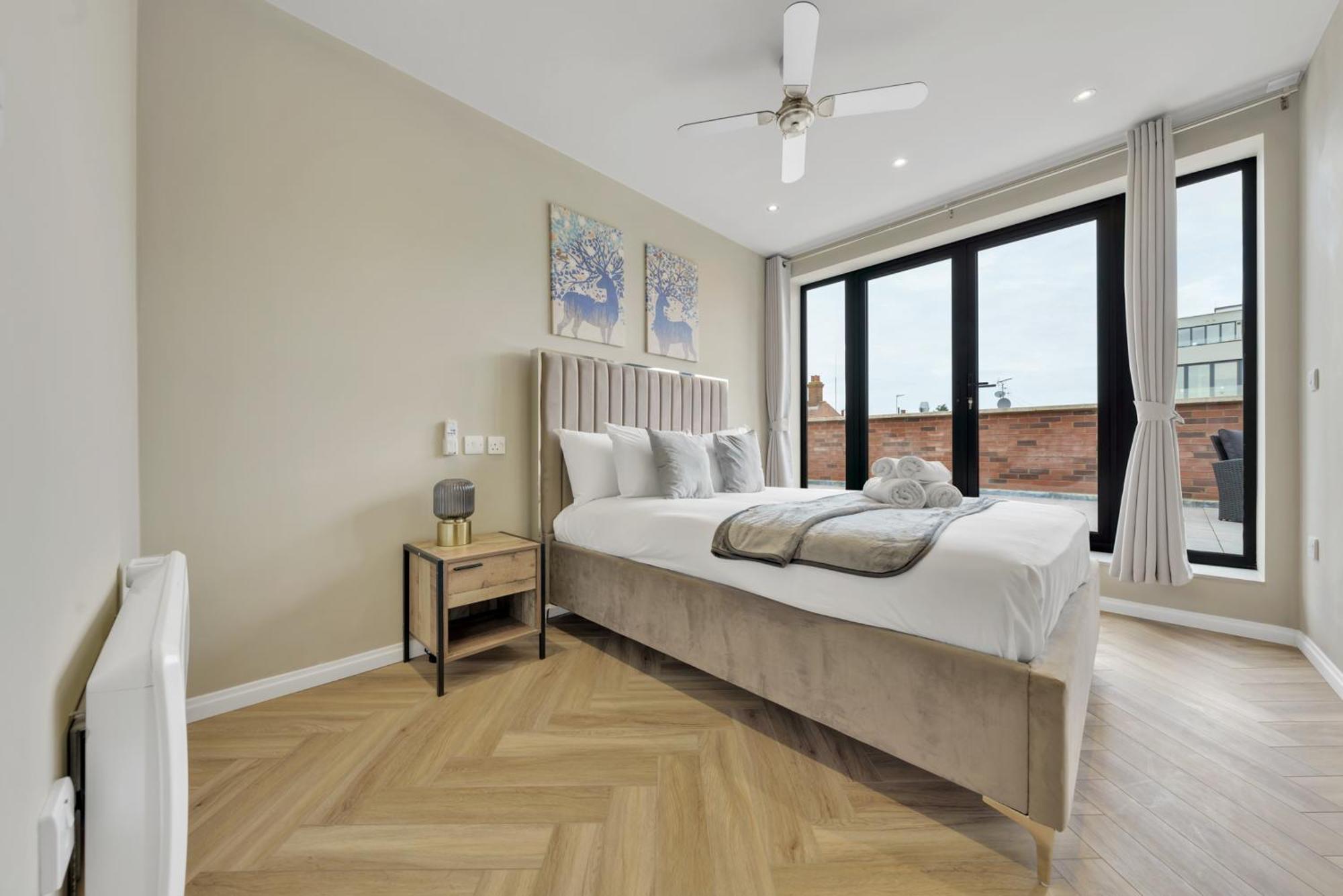 Oyo Fine B&B Hanwell Dış mekan fotoğraf